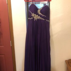 Dave and Johnny Purple Prom Dress Size 14